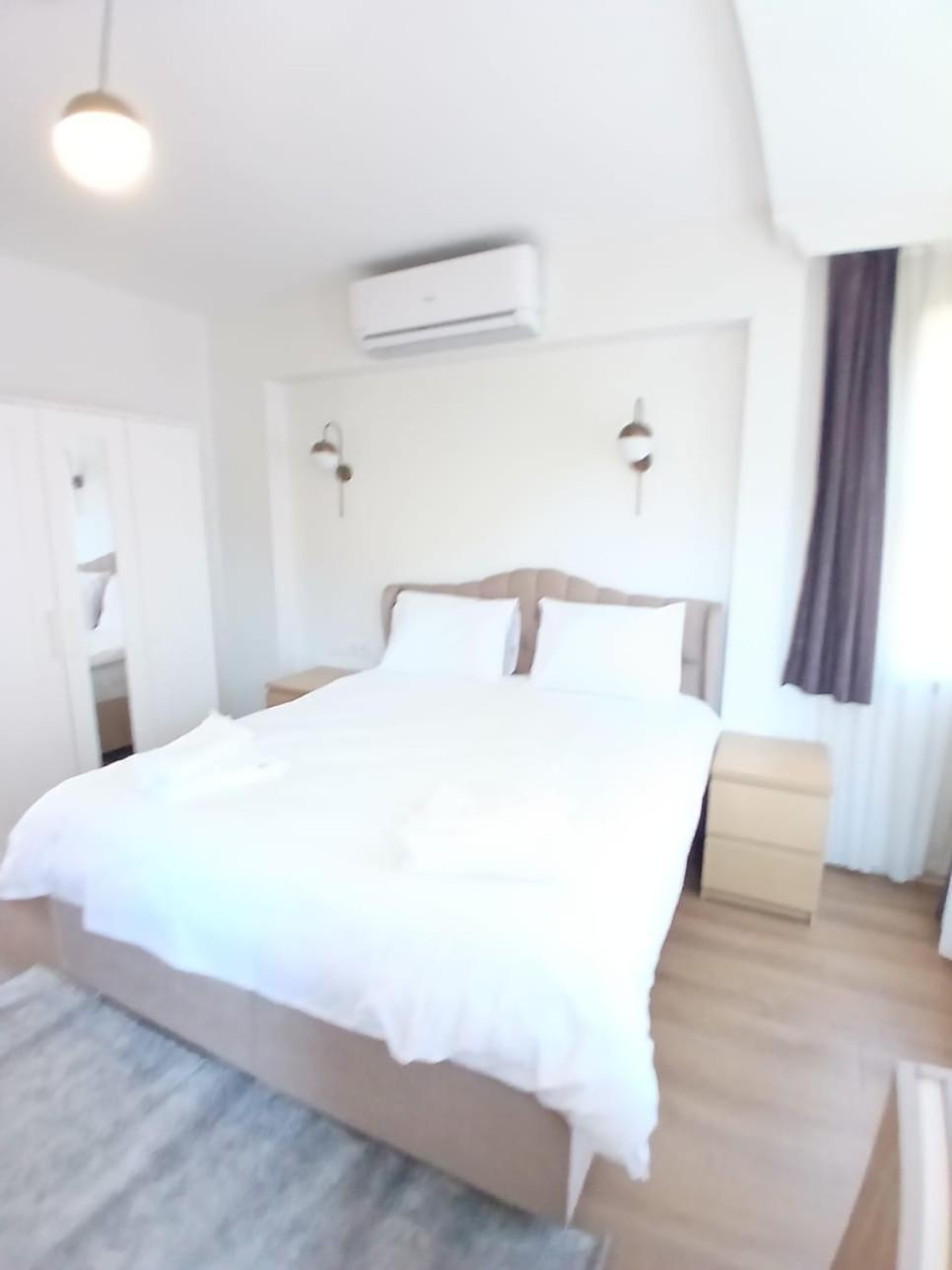 Sophia And Otel 3*