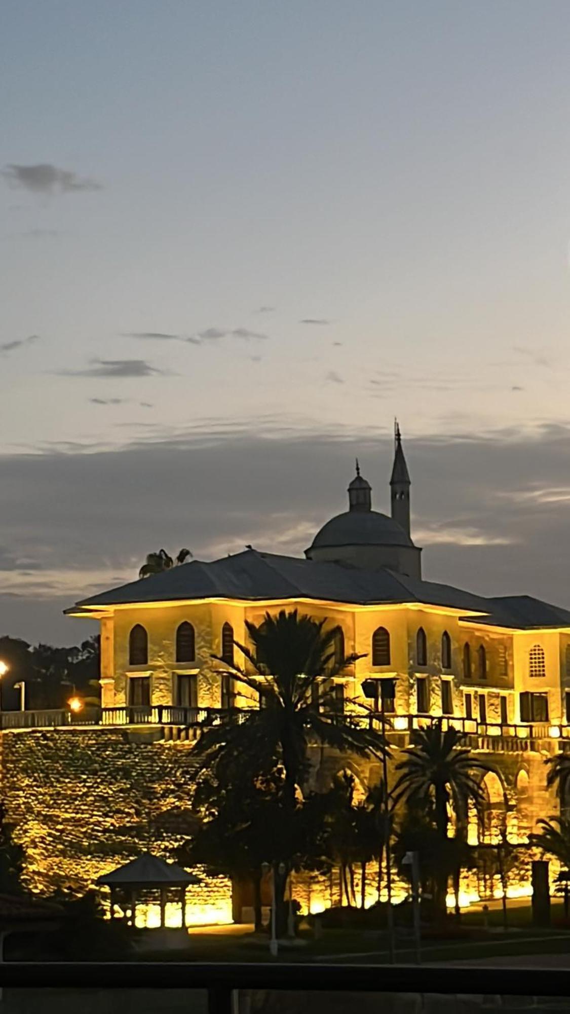 Otel Sophia And 3*